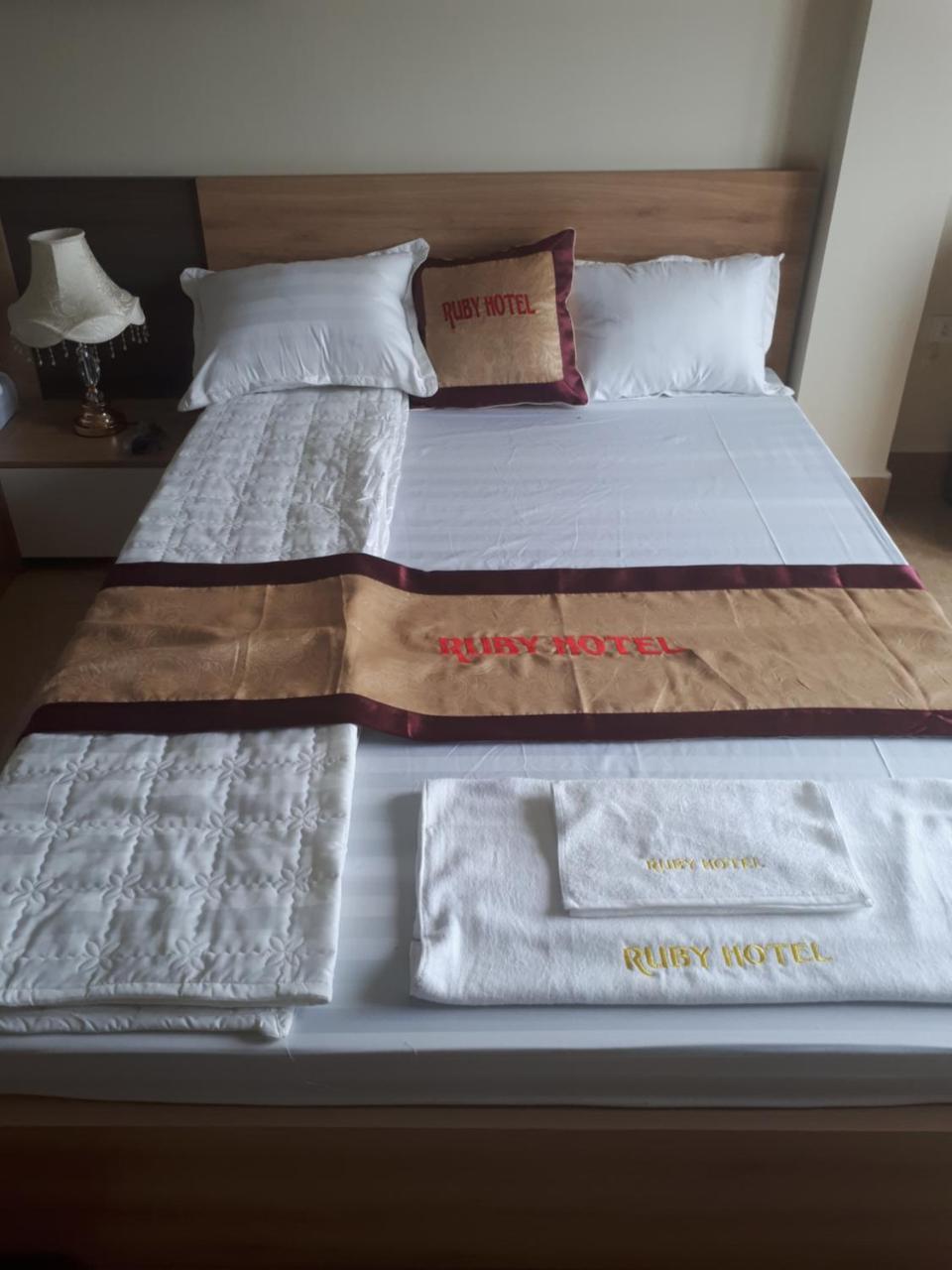 Ruby Hotel Vinh Yen Exteriér fotografie